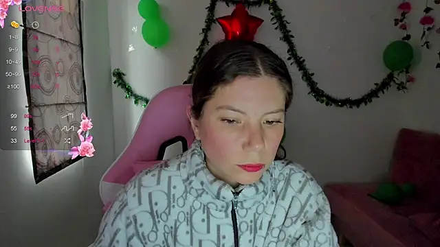 Snapshot of Susana_garcia_ chatting on 12/30/24, 10:01 Susana garcia online show from 12/30/24, 10:01