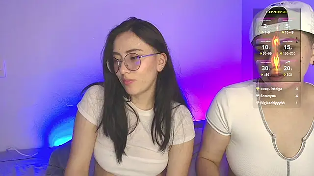 Snapshot of aron_wi chatting on 12/08/24, 11:08 aron wi online show from 12/08/24, 11:08