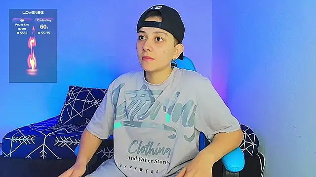 Snapshot of aron_wi chatting on 01/22/25, 09:10 aron wi online show from 01/22/25, 09:10