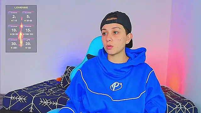 Snapshot of aron_wi chatting on 02/02/25, 06:10 aron wi online show from 02/02/25, 06:10