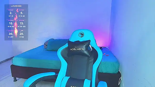 Snapshot of aron_wi chatting on 02/11/25, 06:11 aron wi online show from 02/11/25, 06:11