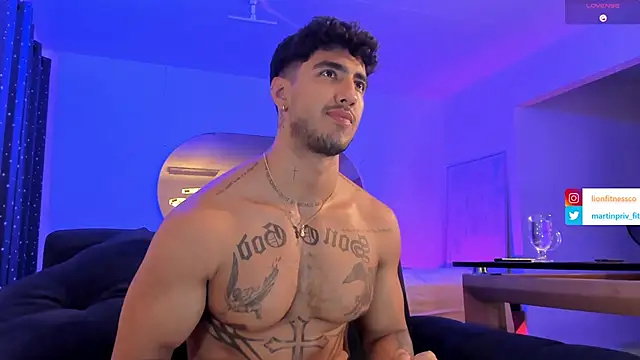 Snapshot of JACOB_MARTINS chatting on 02/16/25, 04:20 JACOB MARTINS online show from 02/16/25, 04:20