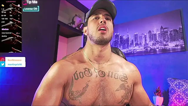 Snapshot of JACOB_MARTINS chatting on 10/11/25, 11:58 JACOB MARTINS online show from 10/11/25, 11:58