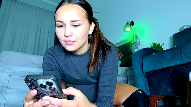 Brenda M00n online show from 10/25/25, 02:56