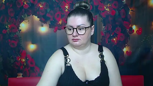 ZannaDreil online show from 03/07/25, 08:11