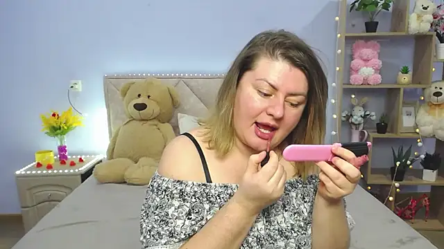 ZannaDreil online show from 03/12/25, 04:41