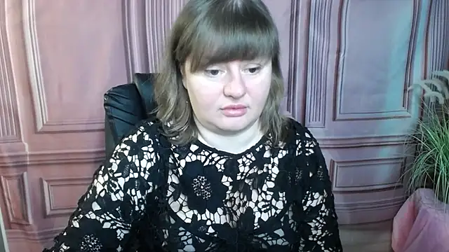 ZannaDreil online show from 09/15/25, 06:19