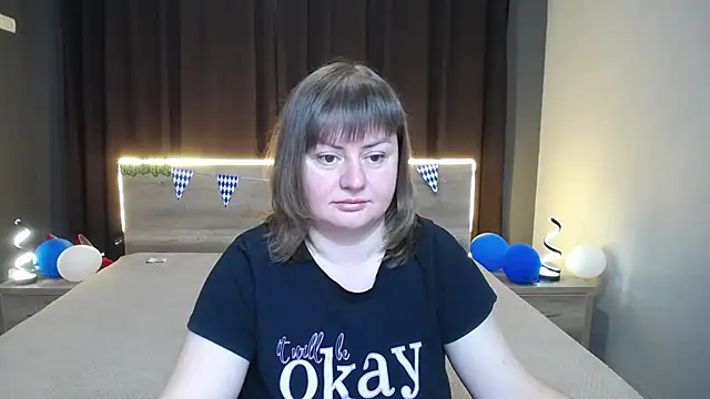 ZannaDreil online show from 10/05/25, 06:17