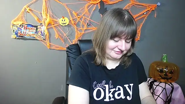 ZannaDreil online show from 10/22/25, 06:07