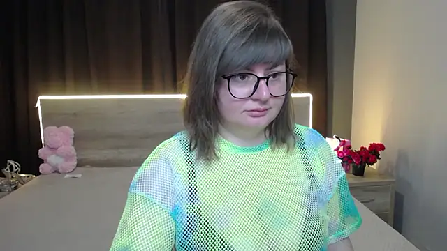 ZannaDreil online show from 01/10/26, 06:53