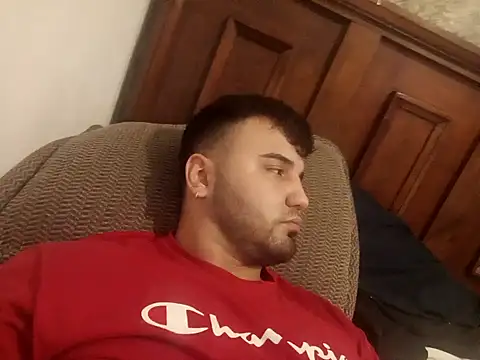 Snapshot of SINUECASTILLO chatting on 12/05/24, 03:17 SINUECASTILLO online show from 12/05/24, 03:17