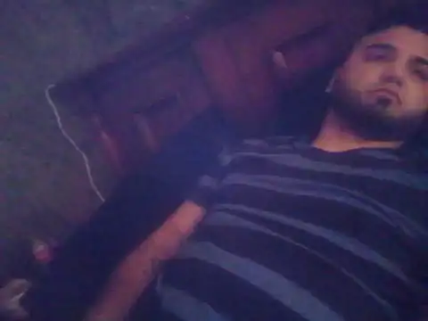 Snapshot of SINUECASTILLO chatting on 02/02/25, 04:43 SINUECASTILLO online show from 02/02/25, 04:43