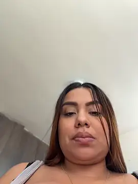 Snapshot of valeria2019hot chatting on 07/24/26, 10:08 valeria2019hot online show from 07/24/26, 10:08