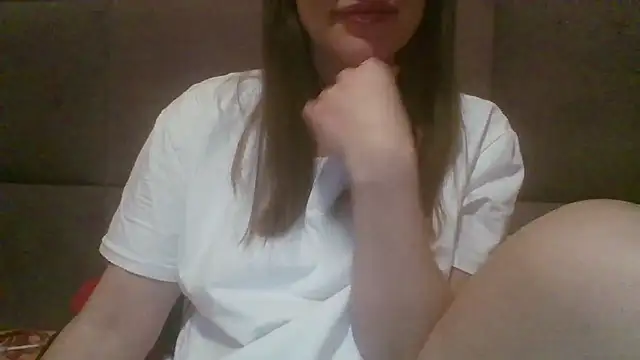 Sladkiegubki online show from 02/21/25, 09:43