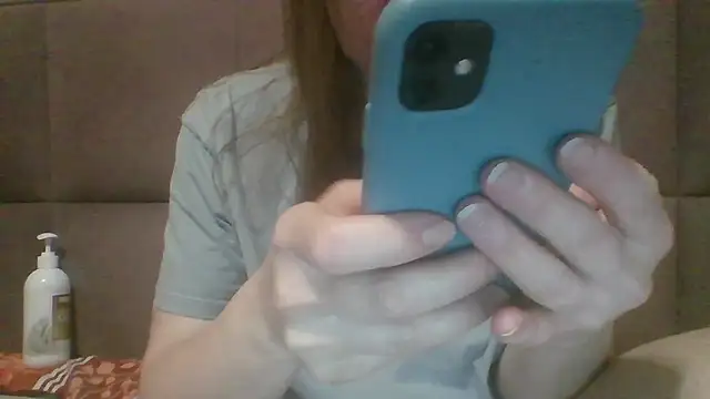 Sladkiegubki online show from 03/17/25, 11:54