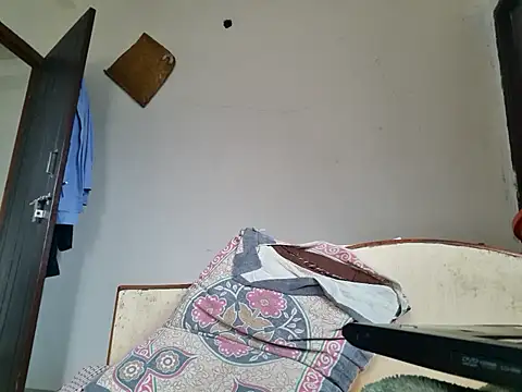 Jonrobinso online show from 10/21/25, 05:19