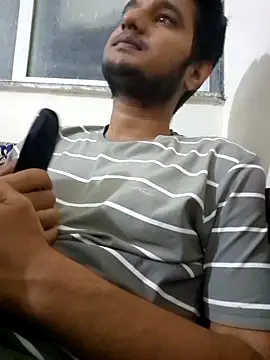 Jonrobinso online show from 10/31/25, 01:56