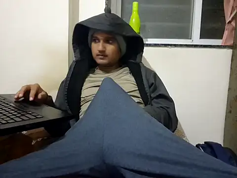 Jonrobinso online show from 12/22/25, 03:09