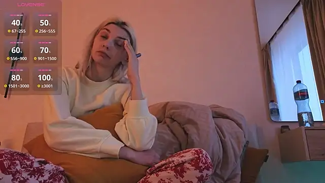 LoveLuna  online show from 04/21/26, 05:06