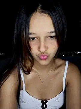 Snapshot of _Denis_sweet chatting on 02/28/25, 11:34  Denis sweet online show from 02/28/25, 11:34