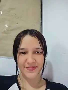 Snapshot of _Denis_sweet chatting on 07/04/26, 04:29 Denis sweet online show from 07/04/26, 04:29