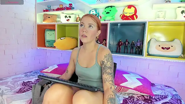 MelaniieRoux online show from 04/08/26, 07:36