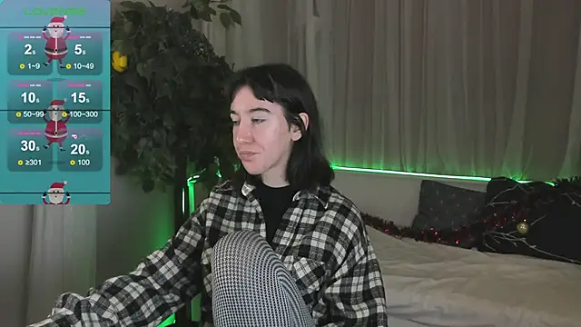 Belle Via online show from 12/24/24, 01:28