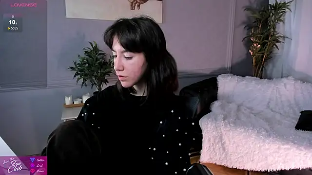 Belle Via online show from 02/27/25, 05:13