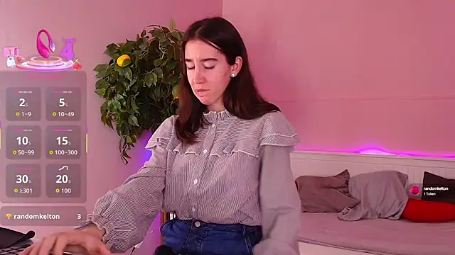 Belle Via online show from 09/10/25, 03:56