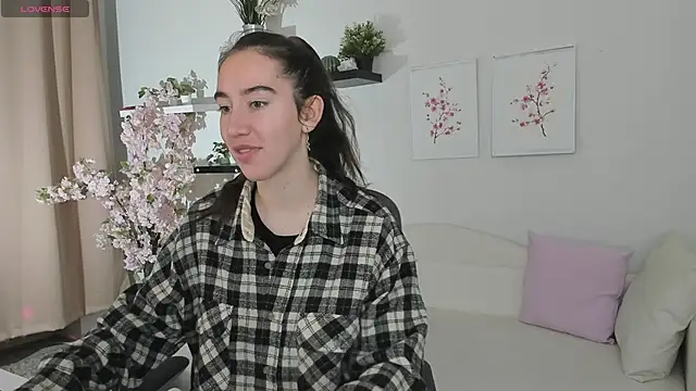 Belle Via online show from 04/14/26, 02:45