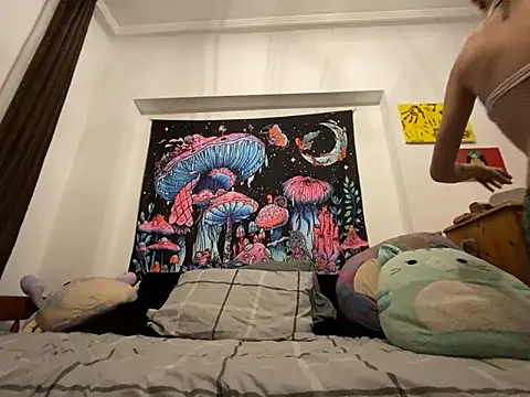 EmilyCleeveland online show from 02/26/25, 07:38