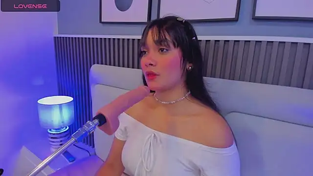 Yuyis Williams online show from 12/14/24, 03:51