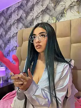 Snapshot of Kristin_Ramirez chatting on 06/10/26, 01:17 Kristin Ramirez online show from 06/10/26, 01:17
