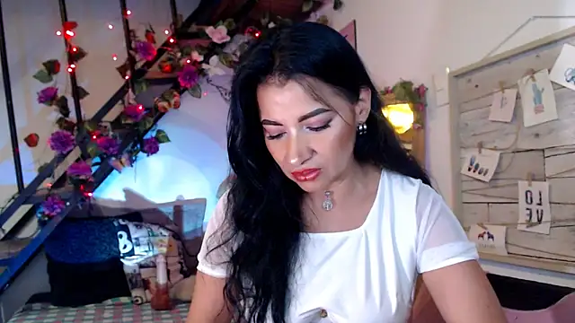 luna sky83 online show from 04/22/26, 05:10