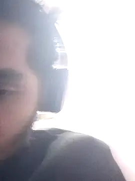 Snapshot of nskgenz chatting on 11/16/25, 07:19 nskgenz online show from 11/16/25, 07:19