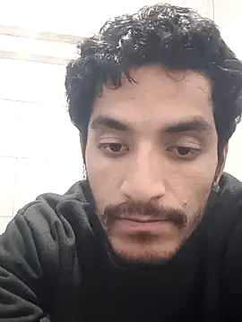 Snapshot of nskgenz chatting on 11/26/25, 08:32 nskgenz online show from 11/26/25, 08:32