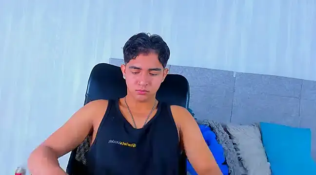 Muichiro tokito1 online show from 01/10/25, 04:12