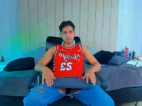 Muichiro tokito1 online show from 01/13/25, 03:45