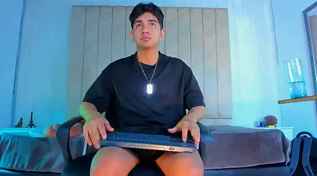 Muichiro tokito1 online show from 01/17/25, 03:23