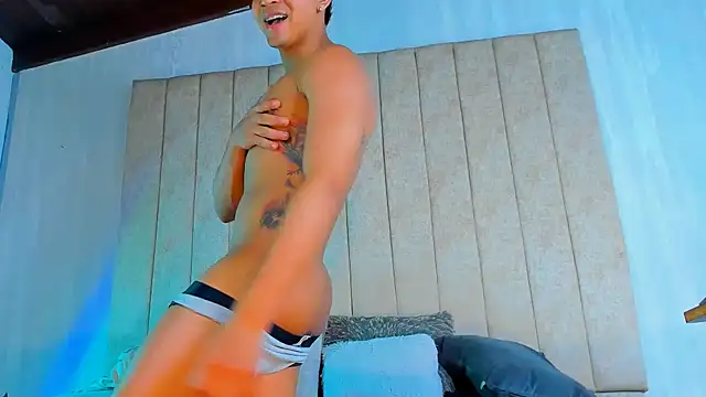 Muichiro tokito1 online show from 01/28/25, 07:32