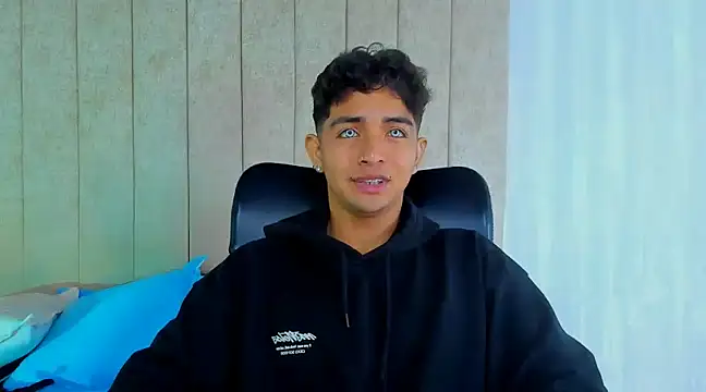 Muichiro tokito1 online show from 02/13/25, 04:00