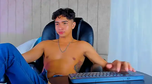 Muichiro tokito1 online show from 03/02/25, 04:28