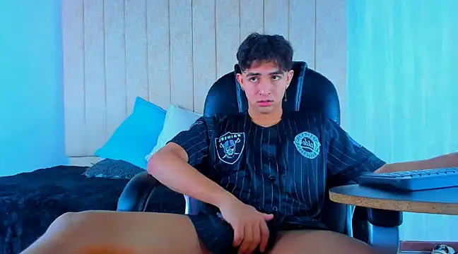 Muichiro tokito1 online show from 03/17/25, 04:29