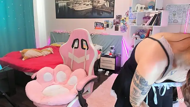 Ramona Johnson online show from 02/24/25, 10:04