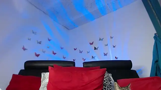 Sexy-Favgirl online show from 03/06/26, 11:23