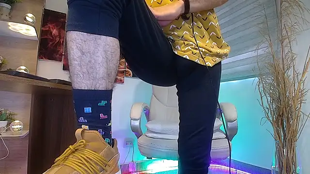 alessandro wye online show from 03/20/25, 04:42