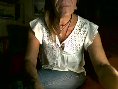 Snapshot of sabinytahot chatting on 12/02/24, 11:18 sabinytahot online show from 12/02/24, 11:18