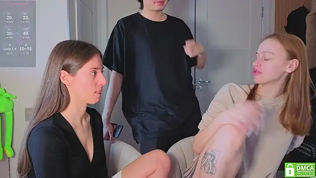 fcjuicy pussy online show from 03/17/26, 08:28