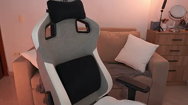 anyacutex online show from 02/07/26, 06:55