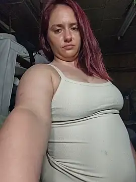 Snapshot of lilbishmiss chatting on 07/16/26, 10:54 lilbishmiss online show from 07/16/26, 10:54